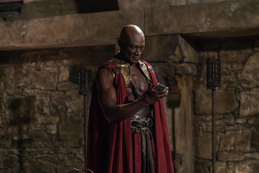 Promo e imágenes exclusivas