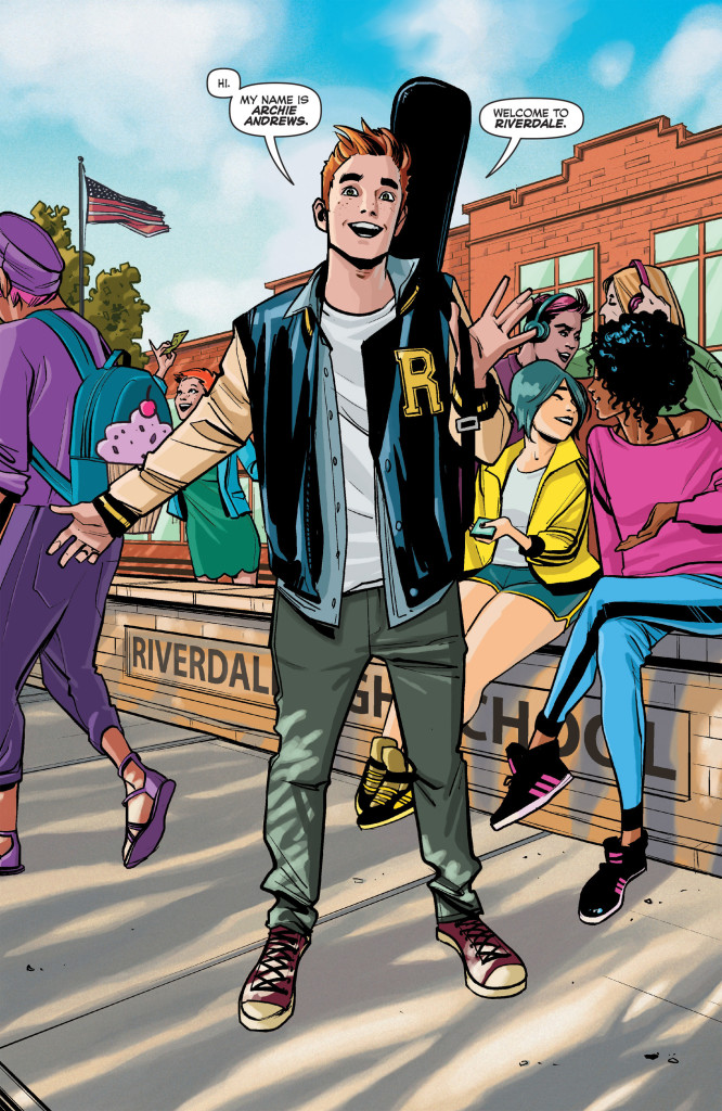 ¡1ra imagen de Archie caminando las calles de Riverdale!