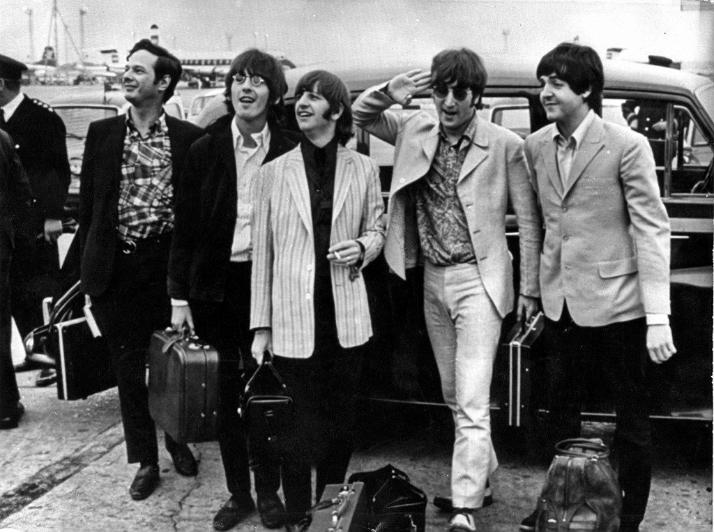 La historia del manager de Los Beatles a la TV
