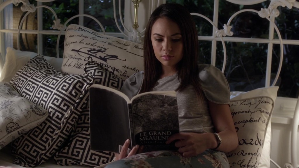 14 momentos en que Mona nos enseña a ser malas