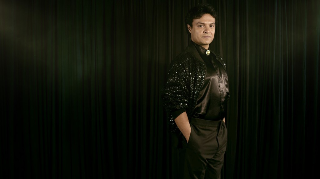 La serie de Juan Gabriel estrena en TNT