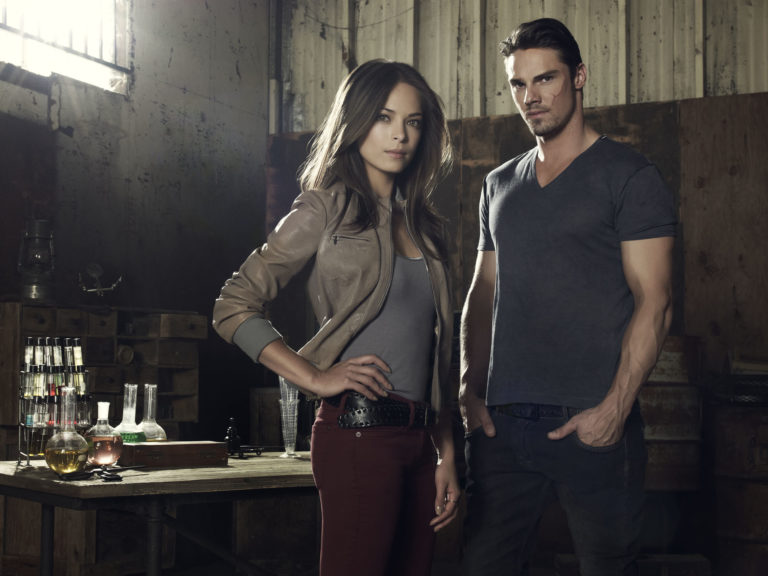 Poster promocional y trailer de la última temporada de Beauty and the Beast