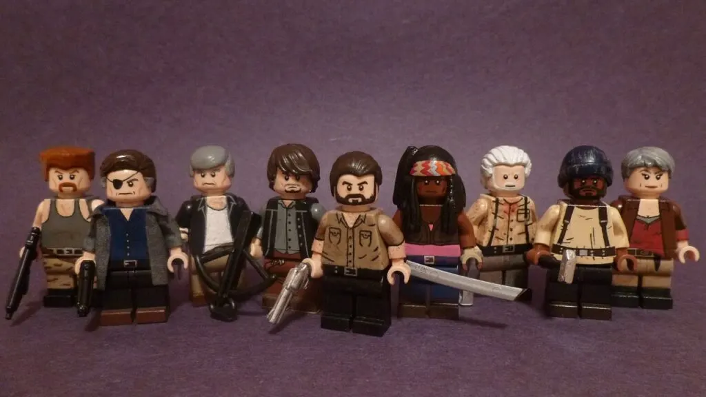 20 imágenes del apocalipsis zombie en Lego