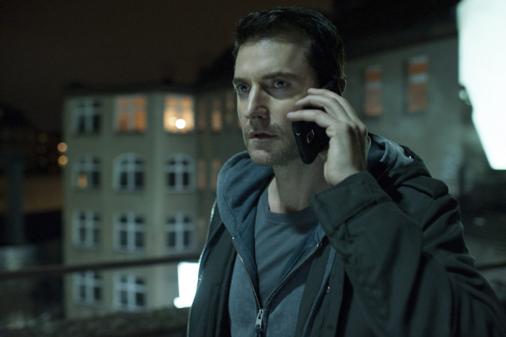 Epix presenta sus dos primeras series originales: Graves y Berlin Station