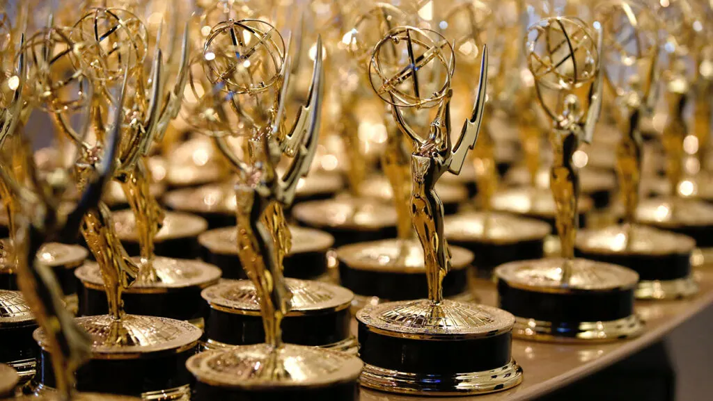 Estos son los ganadores de los Emmys por popularidad