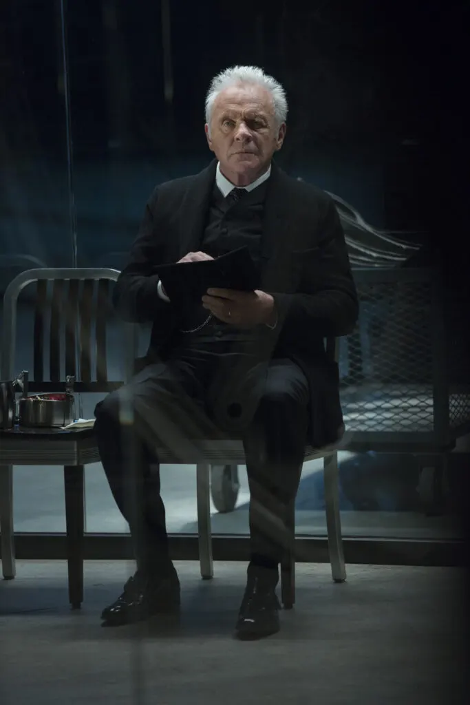 Anthony Hopkins se une a Twitter con un espectacular anuncio