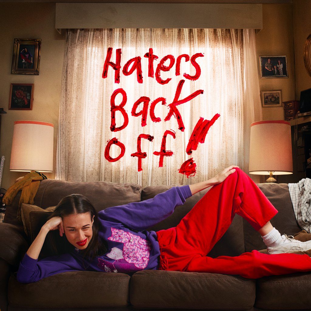 Netflix renueva Haters Back Off para una 2da temporada