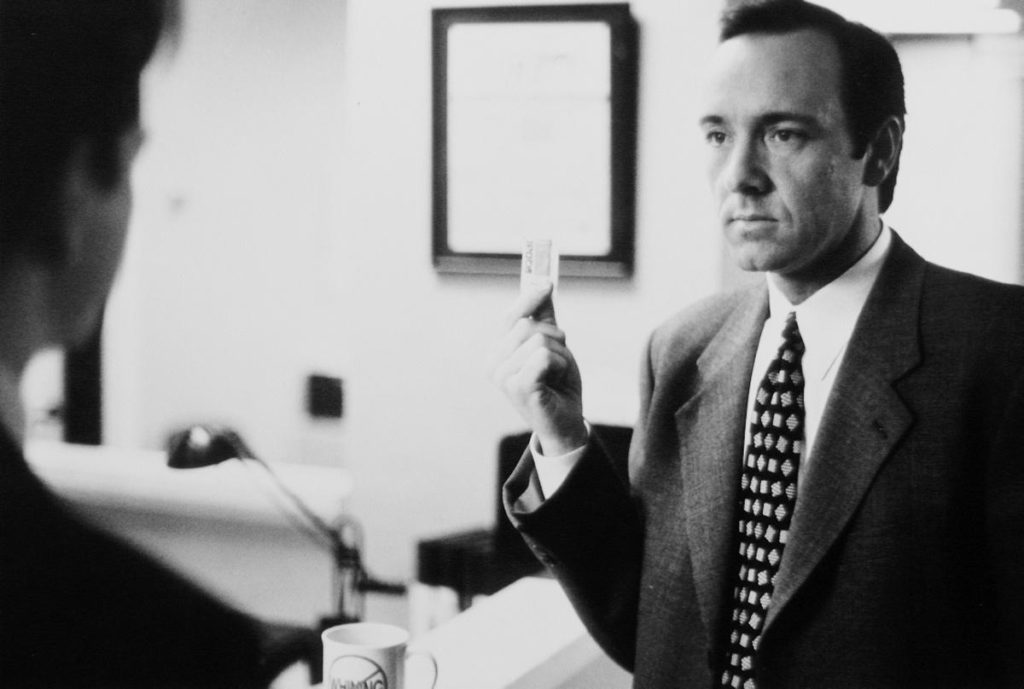 E! adaptará Swimming With Sharks al formato televisivo, de la mano de Kevin Spacey