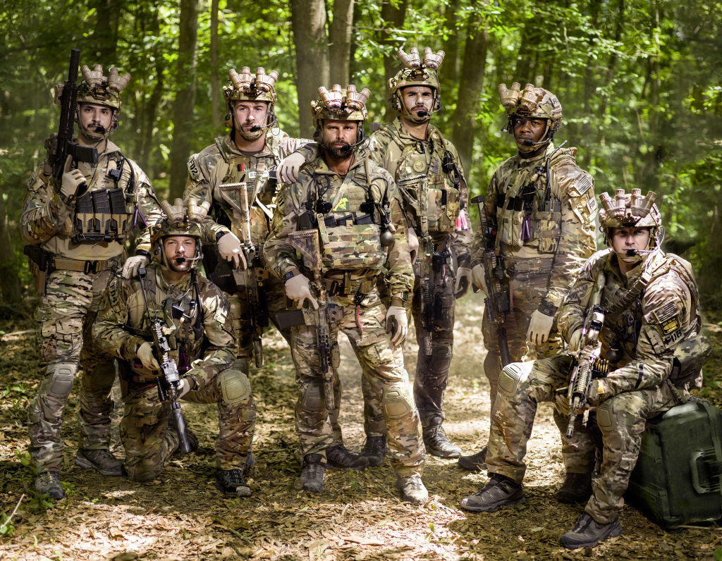 Avances de Six, el drama militar de History