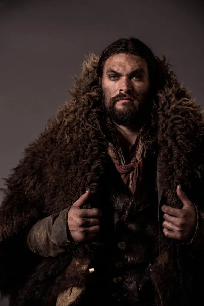 Trailer oficial y nuevas fotos para Frontier, la serie de aventura con Jason Momoa