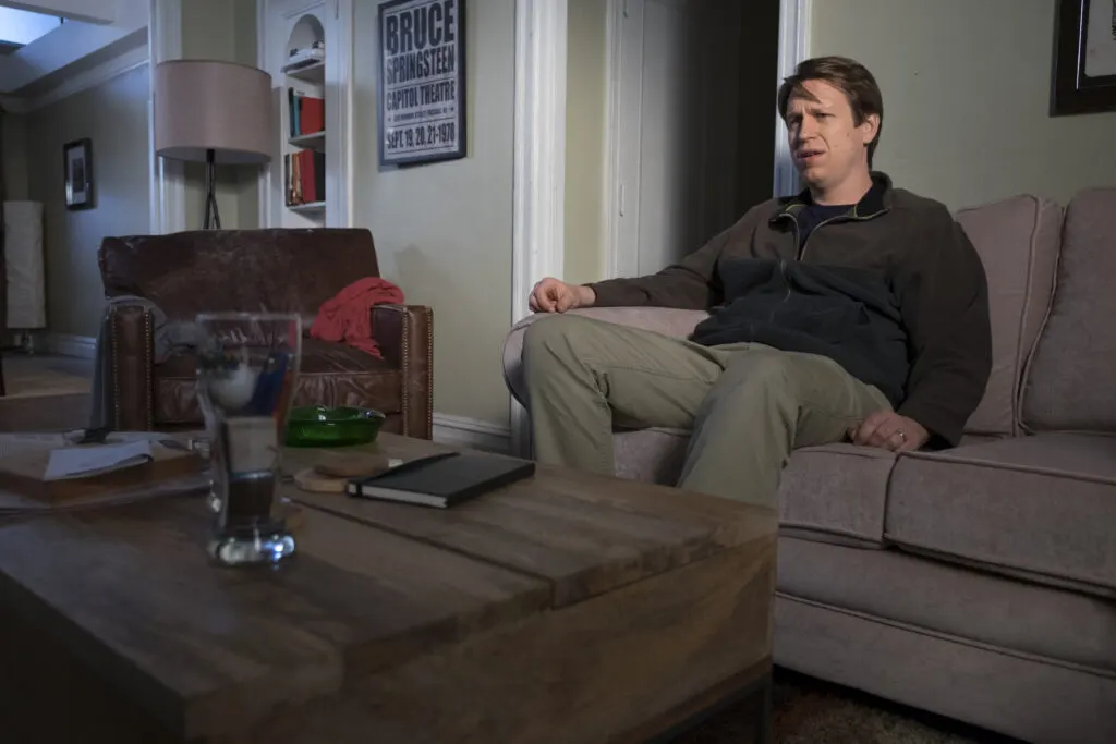 HBO anuncia el estreno de su nueva serie original de comedia: Crashing