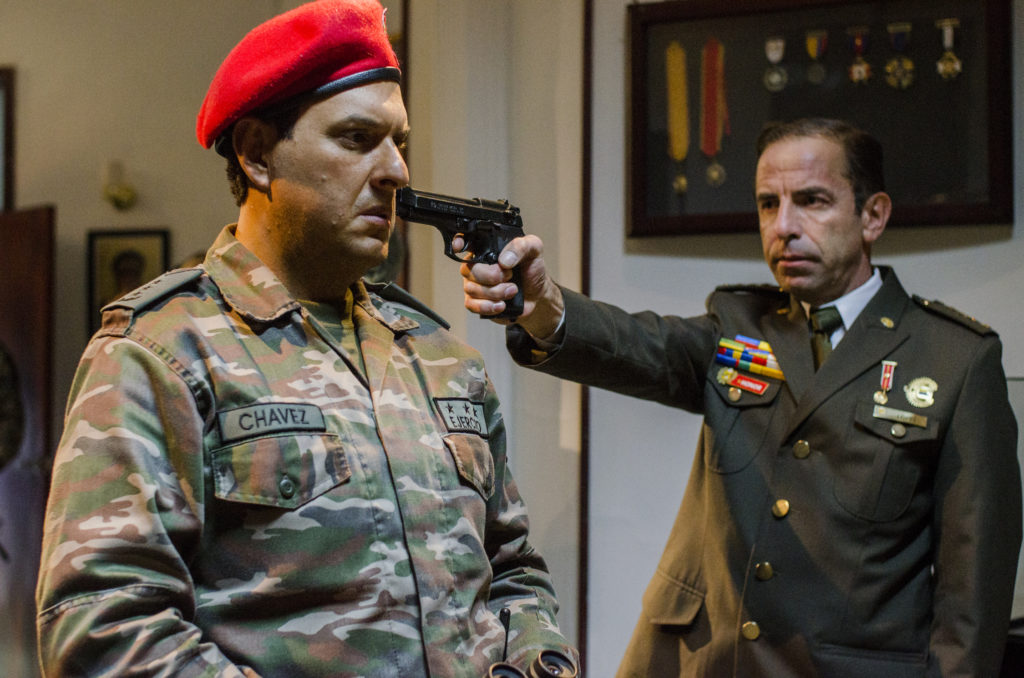 TNT presenta Hugo Chávez, El Comandante