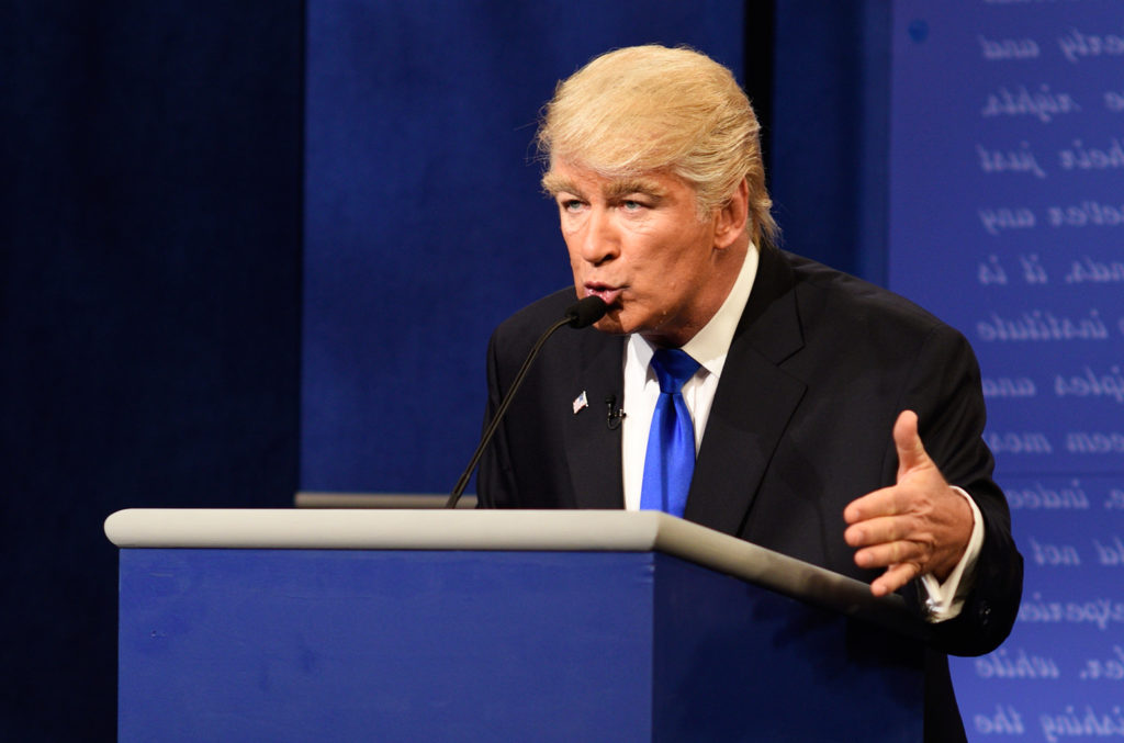 Alec Baldwin batirá récord como host en 17 ocasiones