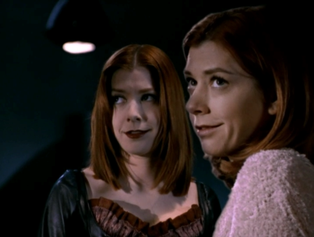 11 actores y actrices que posan con sus dobles