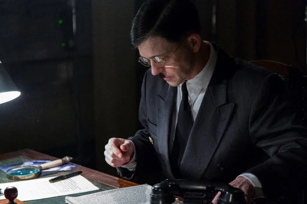 Hitler: La historia completa llega a Discovery
