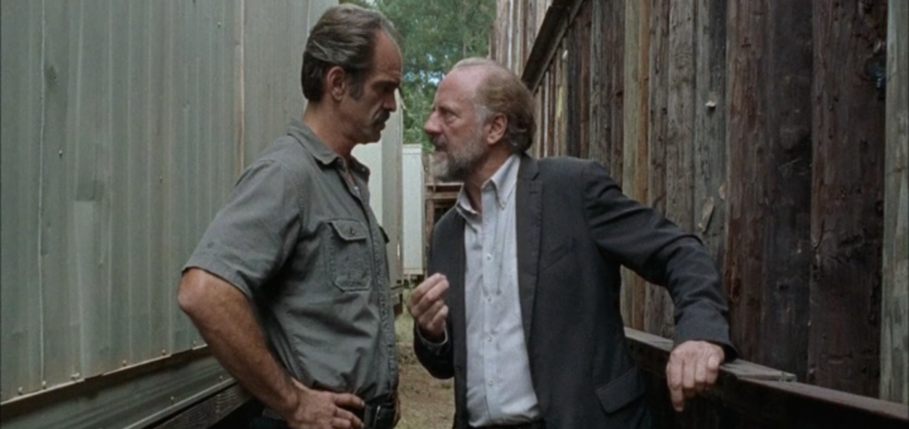 Todas las líneas argumentativas que nos dejó The Other Side en imágenes