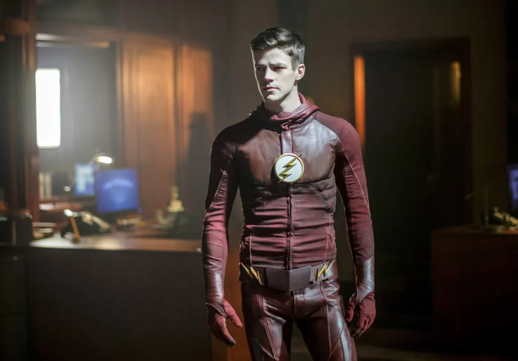 Imágenes del regreso de Robbie Amell y Wentworth Miller