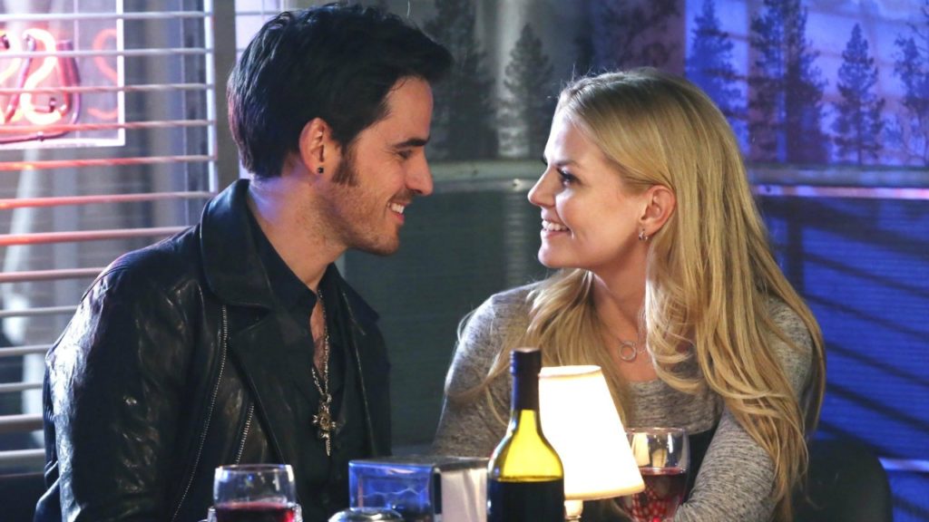 La boda de Emma y Hook será el escenario del episodio musical