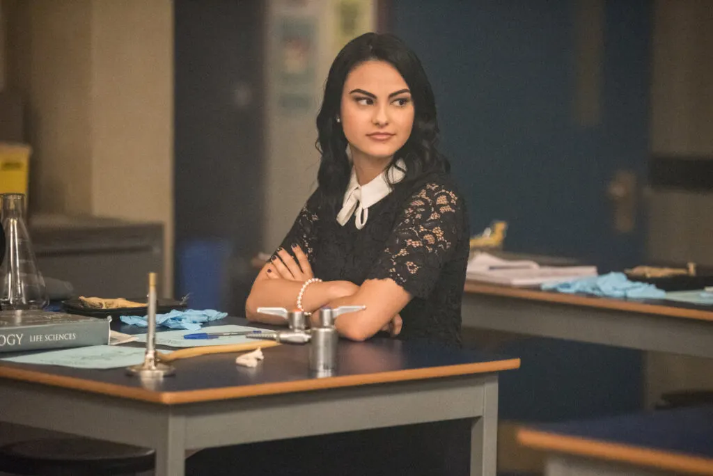 Se confirma al actor que será el padre de Veronica en la 2da temporada