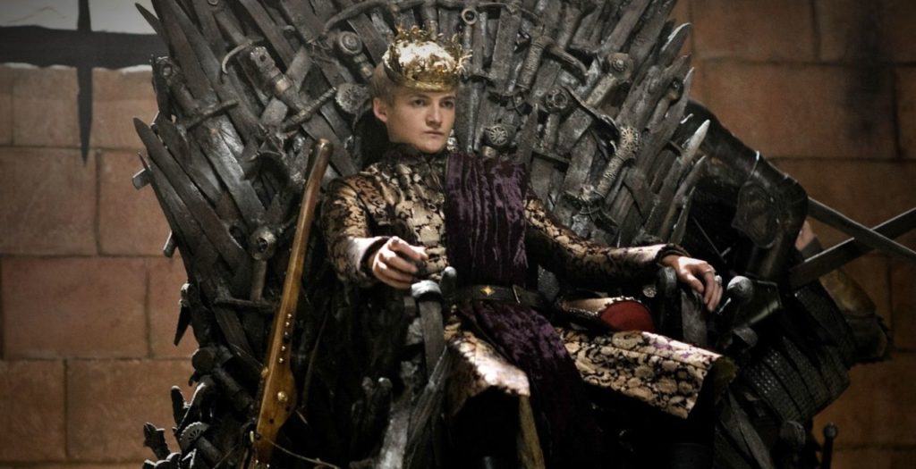 El Rey Joffrey abrazó a un Pug y los memes no dejaron de aparecer