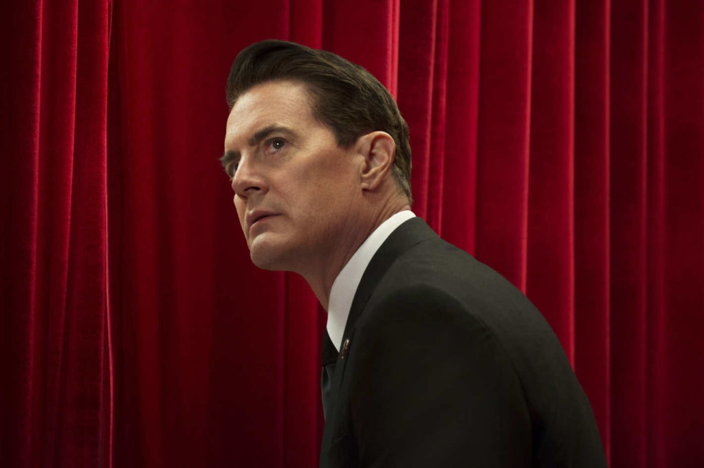 Las nuevas fotos de los personajes demuestran que los años no vienen solos