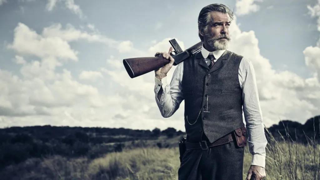 AMC confirma una 2da temporada con Pierce Brosnan