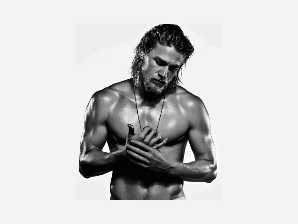 Charlie Hunnam cuenta que rechazó un papel en la serie