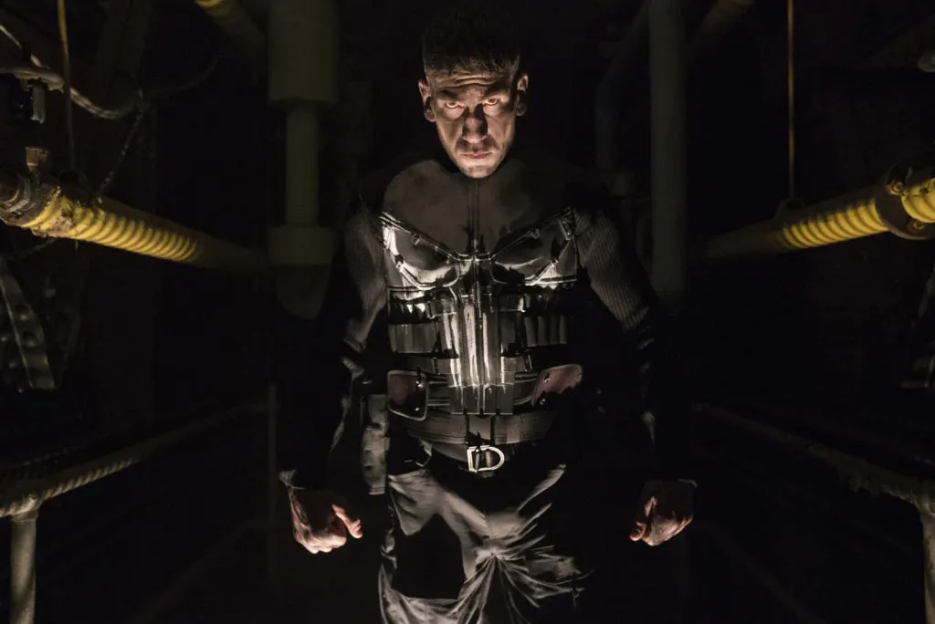 El showrunner defiende las temporadas largas que aprueba Netflix