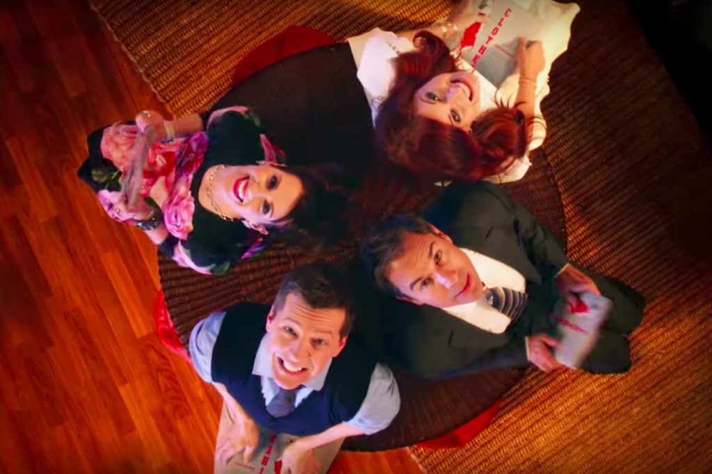 La nueva sesión de fotos del cast en el set del revival