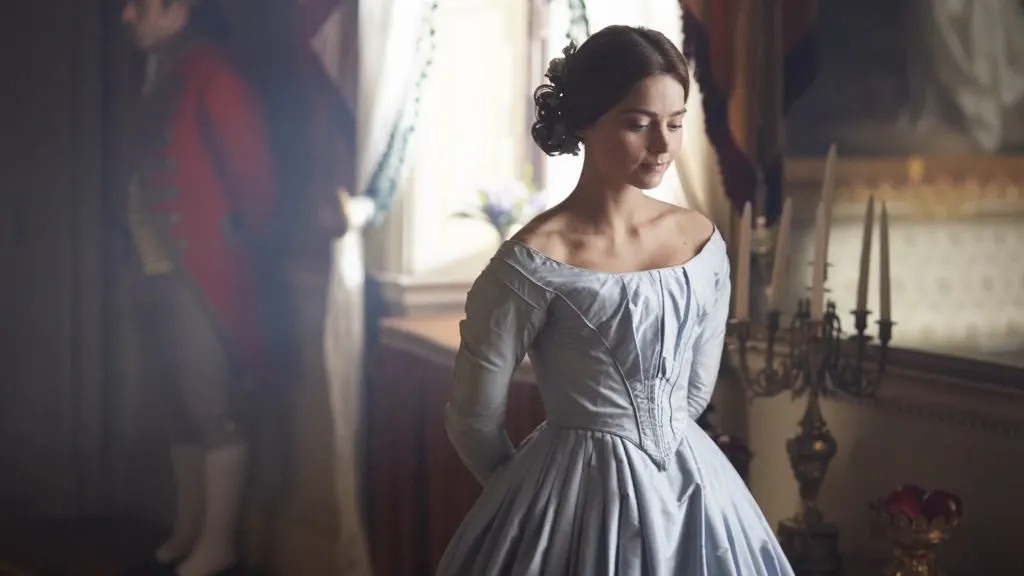 Jenna Coleman protagoniza el trailer oficial de la 2da temporada