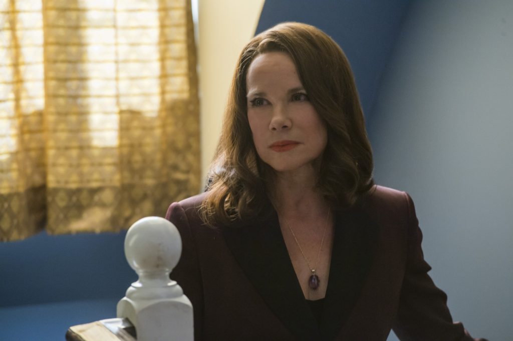 Barbara Hershey se suma en la temporada 11