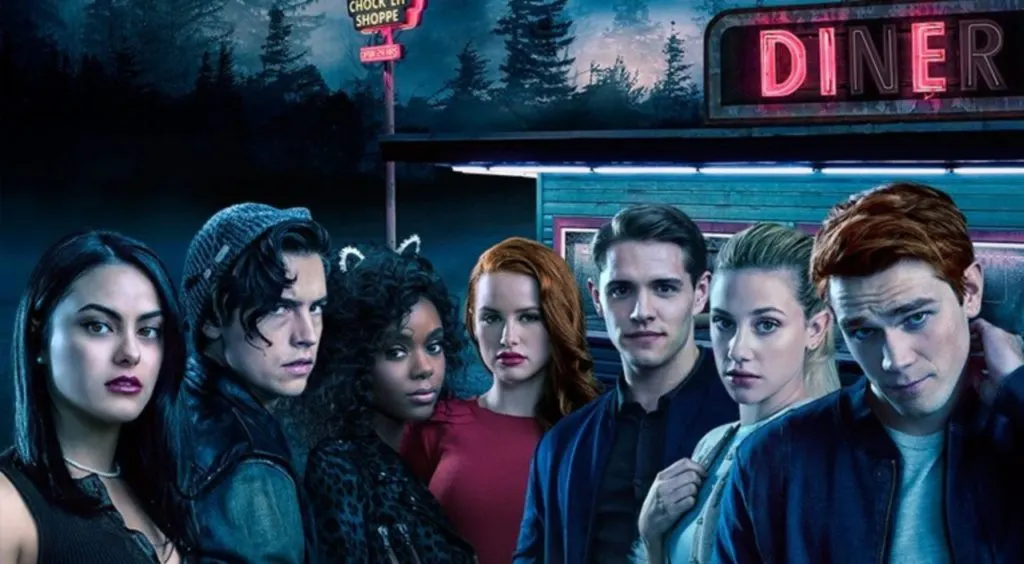 La serie gana el Fall TV Preview Cover y el photoshoot es espectacular