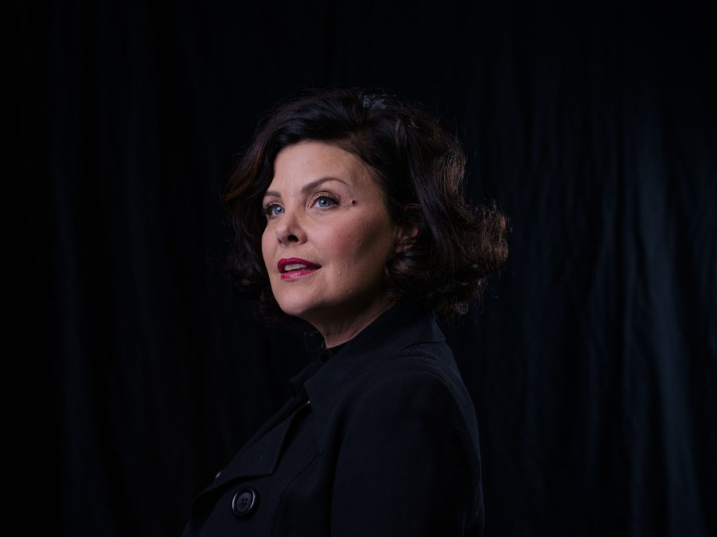 Sherilyn Fenn de Twin Peaks tendrá un papel en la nueva serie de CBS