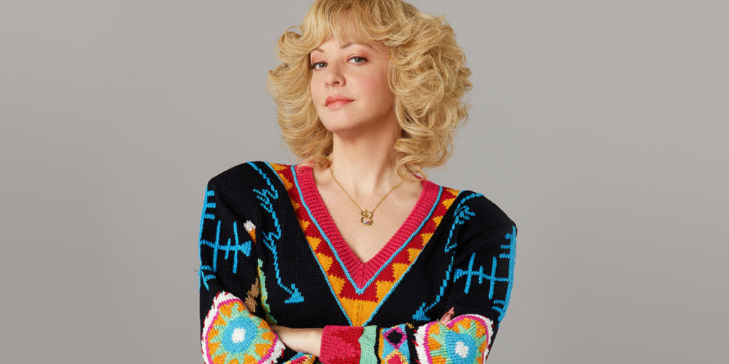 Para que vayas pensando en Halloween: los looks más bizarros de Beverly Goldberg
