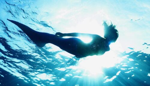 Las sirenas llegan esta noche a tu TV por Canal Sony