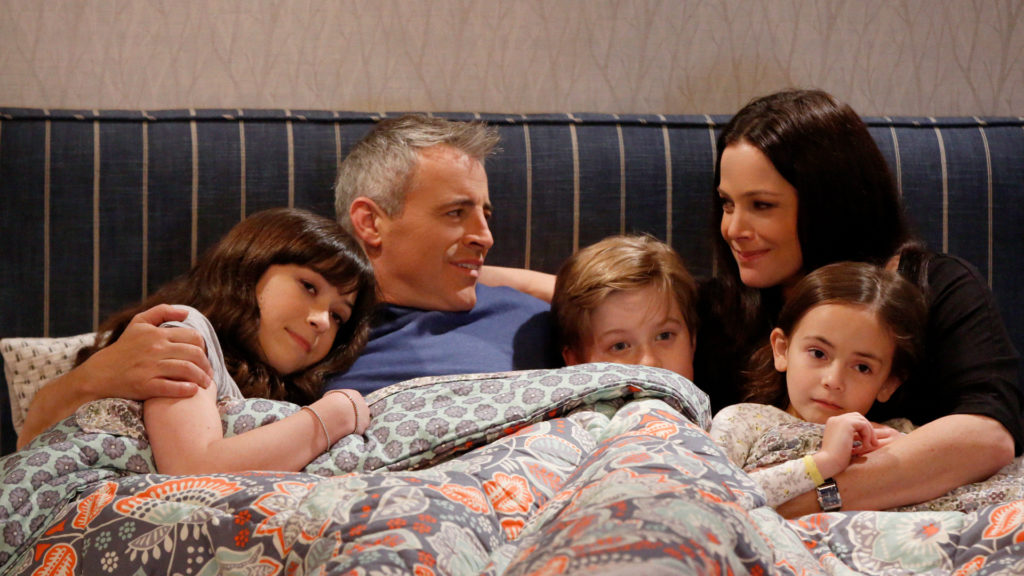 Las comedias de CBS Man With A Plan y Superior Donuts reciben Full-Season Order