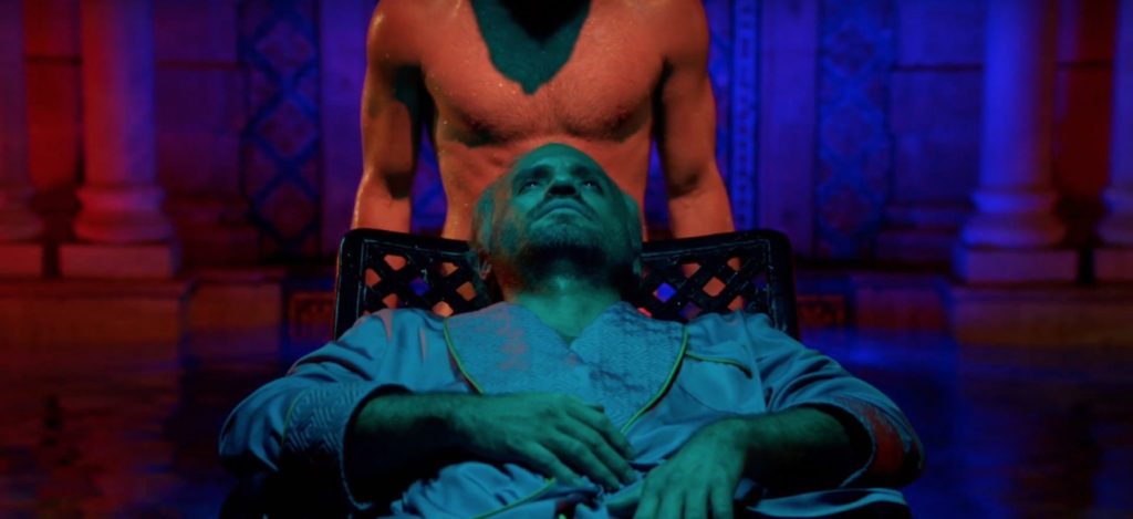 Nuevo teaser con los hermanos Versace