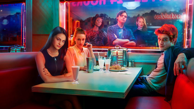 ¡Regresan tus series favoritas a Warner Channel!