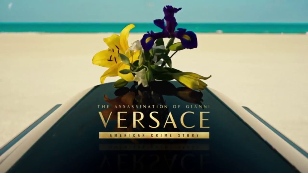 Los avances de Versace se tornan cada vez más perturbadores