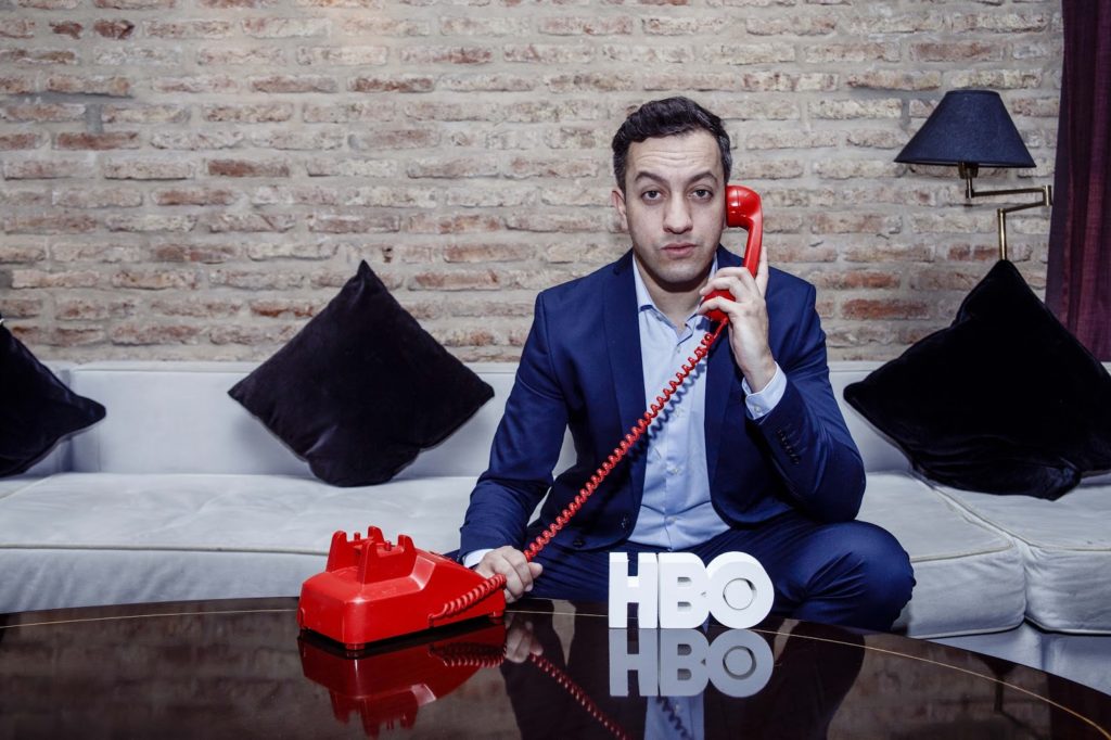 El presentador y comediante mexicano regresa con su programa en HBO