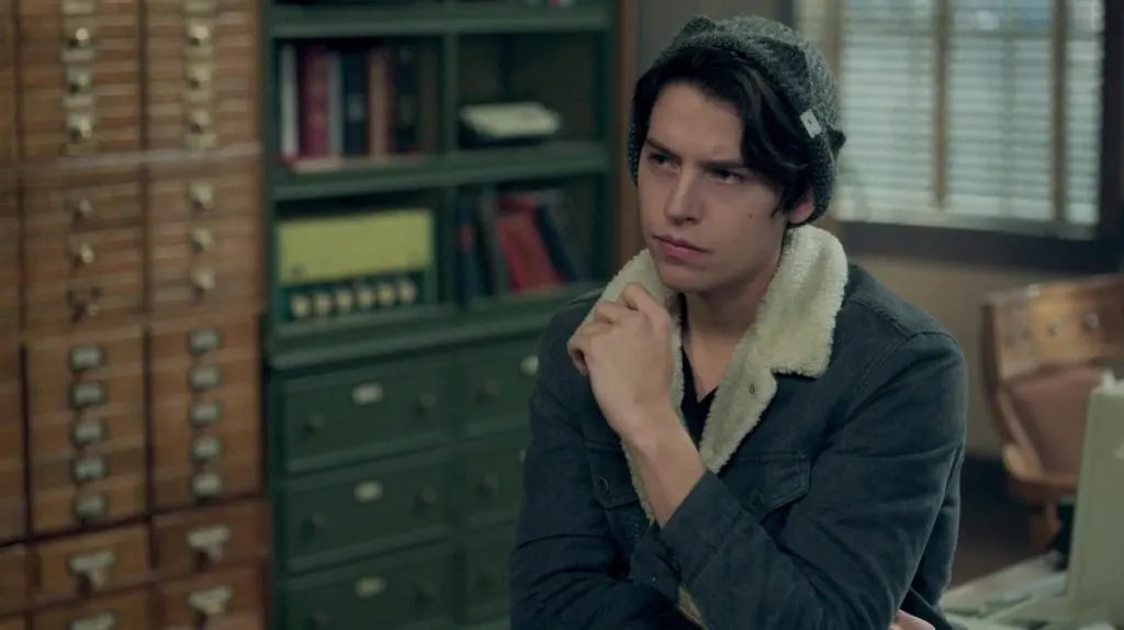 ¡Primer vistazo a la mamá y hermana de Jughead!