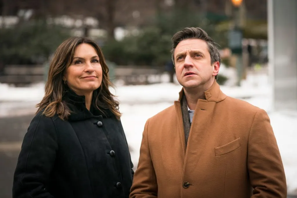 Tras cientos de episodios, Raúl Esparza abandona la serie