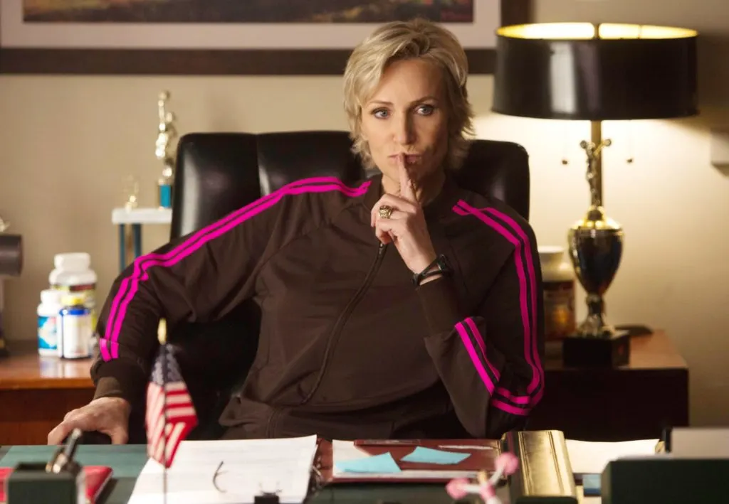 9 performances de Sue Sylvester que no olvidaremos