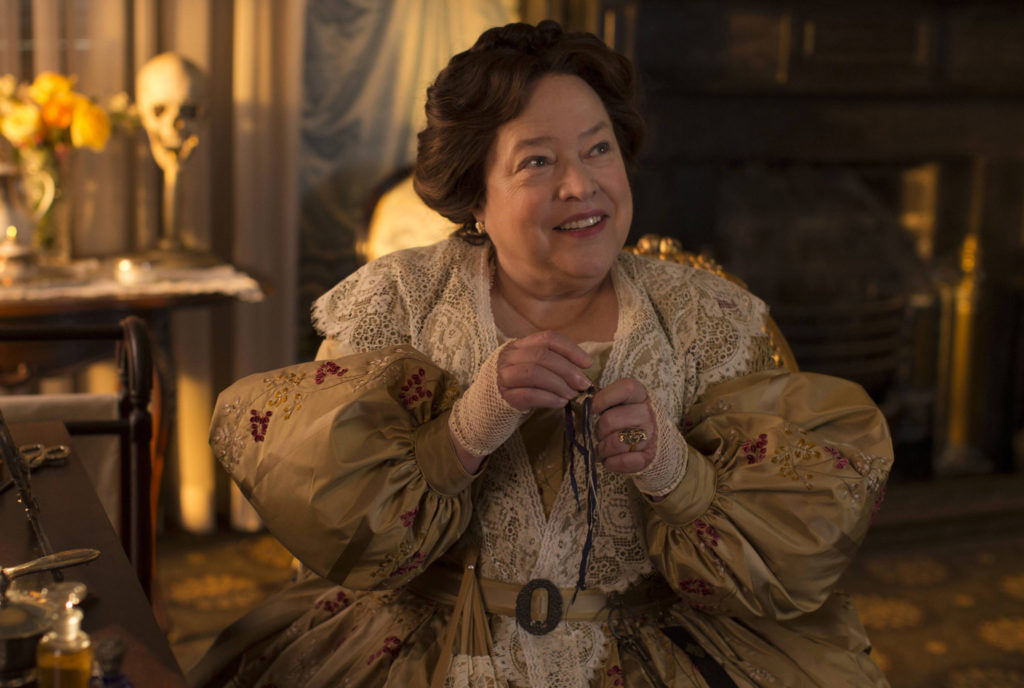 Se confirma el regreso de Kathy Bates a la antología