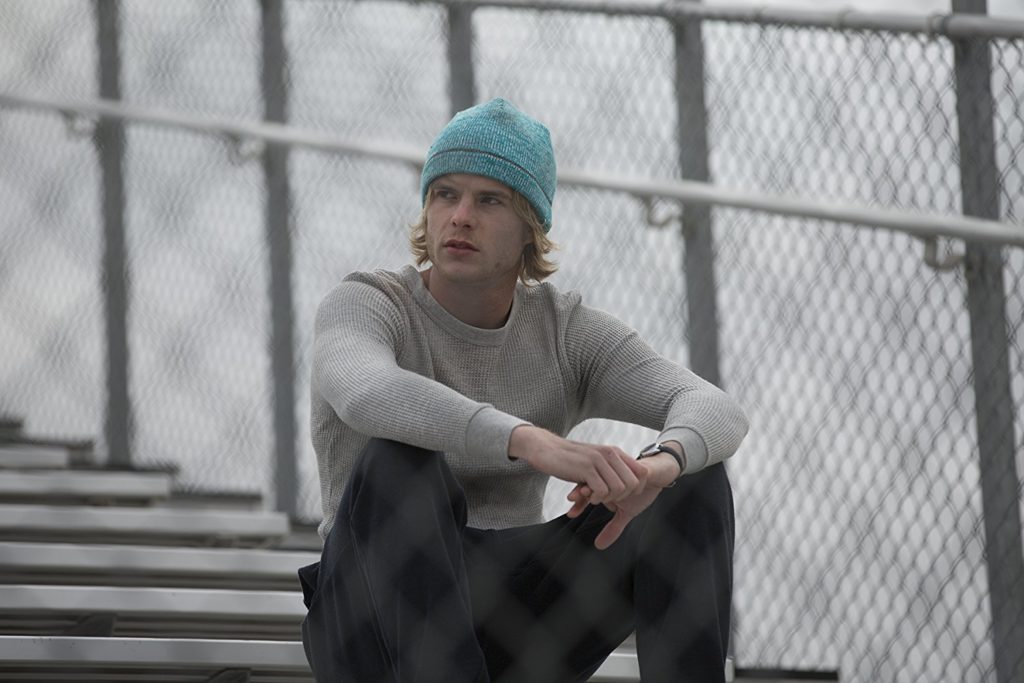 Graham Rogers asciende como regular en la sexta temporada