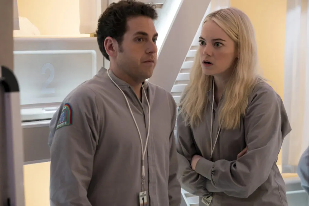 Primeras imágenes de Emma Stone y Jonah Hill en la serie de Cary Fukunaga