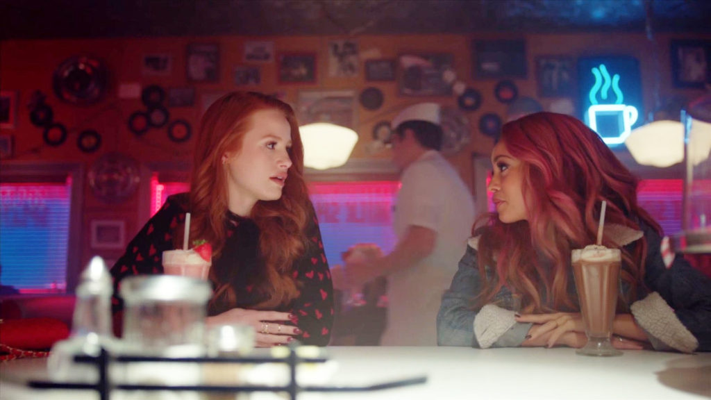 ¡Checa la escena musical eliminada entre Cheryl y Toni!