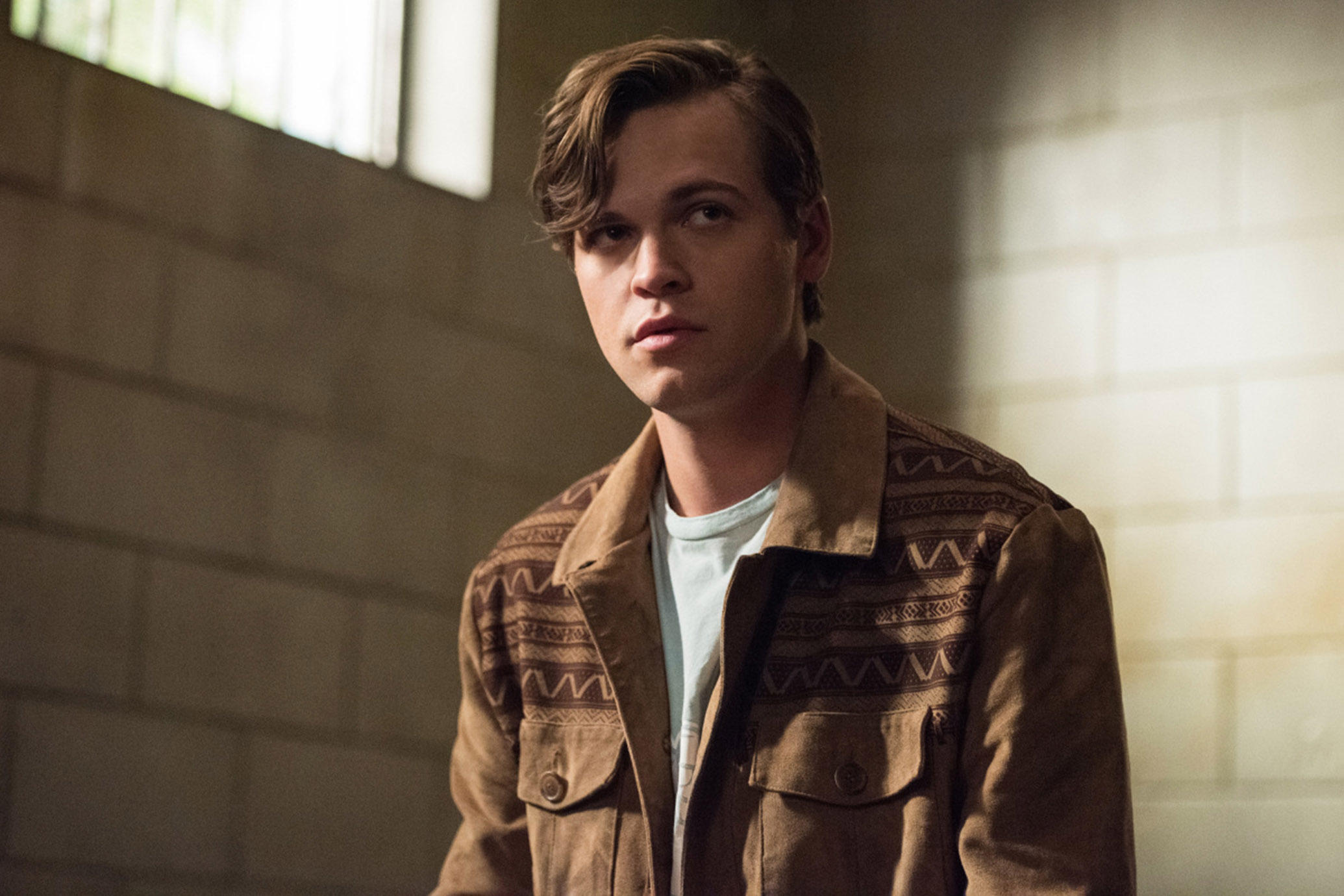 Alexander Calvert como Jack en Supernatural.