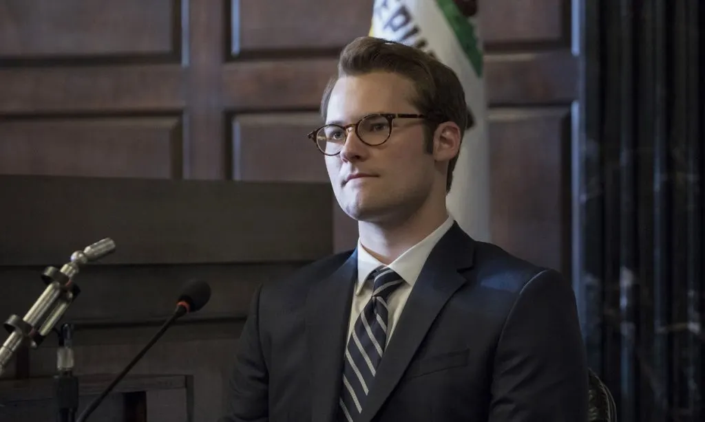 Justin Prentice enojado por el destino de Bryce en la serie