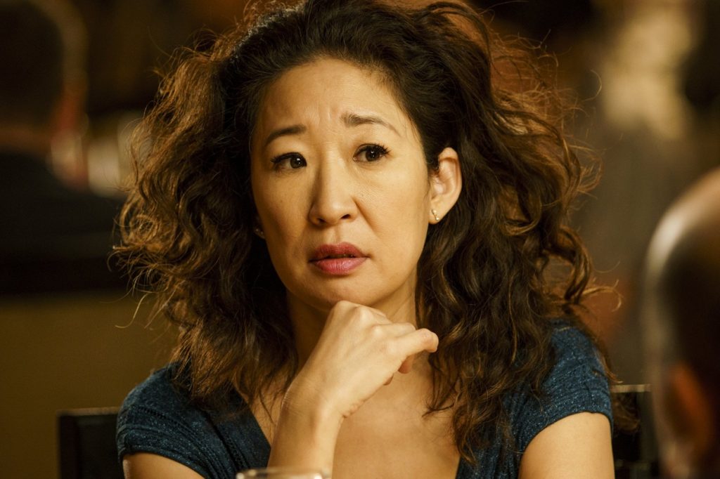 Sandra Oh cuenta como es trabajar en un programa hecho por mujeres